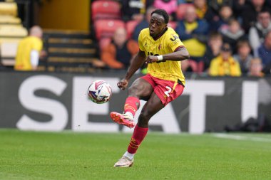 Watford 'dan Jeremy Ngakia Gökyüzü İddia Şampiyonası maçında Watford Burnley' e karşı Vicarage Road, Watford, Birleşik Krallık, 18 Nisan 2025