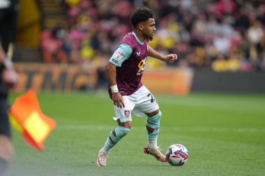 Burnley takımından Marcus Edwards 18 Nisan 2025 'te Watford, Watarage Road, İngiltere' de Burnley 'e karşı oynadığı Sky Bet Şampiyonası maçında