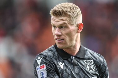 Wrexham takımından James McClean 21 Nisan 2025 'te Bloomfield Road, Blackpool' da Blackpool-Wrexham maçında