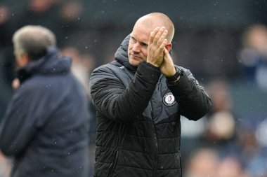 Bristol City takımının teknik direktörü Liam Manning, 21 Nisan 2025 'te Luton Town - Bristol City maçında Kenilworth Road, Luton' da karşılaşacak.