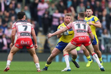 Warrington Wolves takımından Luke Yates, 19 Nisan 2025 'te Leigh Spor Köyü' nde oynanan 8. Betfred Süper Lig karşılaşmasında Leigh Leopards 'a karşı Warrington Wolves' u yendi.