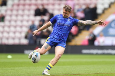 Warrington Wolves 'dan Sam Powell maç öncesi ısınma maçında Betfred Süper Lig 8. Raundunda Leigh Leopards' a karşı Warrington Wolves Leigh Spor Köyü, Leigh, İngiltere, 19 Nisan 2025