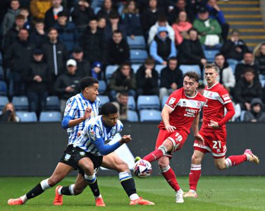 Middlesbrough Futbol Kulübü 'nden Aidan Morris, 21 Nisan 2025' te İngiltere 'nin başkenti Sheffield' da Çarşamba günü oynanan ve Middlesbrough 'a karşı oynanan Gökyüzü İddia Şampiyonası maçında çekim yapıyor.