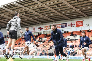 Blackpool 'dan James Husband 21 Nisan 2025' te Bloomfield Road, Blackpool 'da oynanan Sky Bet 1 maçında ısınma turunda...