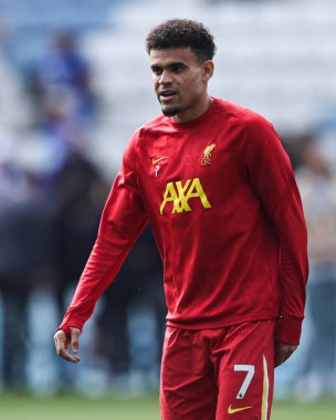 Liverpool 'dan Luis Daz Premier Lig maçı öncesinde King Power Stadyumu' nda Leicester City Liverpool 'a karşı 20 Nisan 2025' te oynanacak maç öncesi ısınma maçında