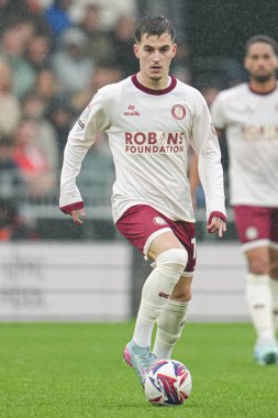 Bristol City 'den Anis Mehmeti 21 Nisan 2025' te Luton Town - Bristol City maçı sırasında İngiltere 'nin başkenti Luton' da oynanacak.