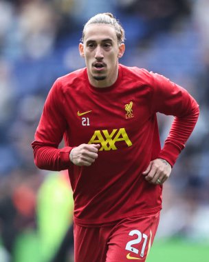 Liverpool 'dan Kostas Tsimikas Premier Lig karşılaşması öncesinde King Power Stadyumu' nda Leicester City ile Liverpool karşılaşması, 20 Nisan 2025