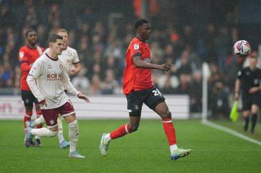 Luton Town 'dan İsa Makosso ve Bristol City' den Anis Mehmeti, 21 Nisan 2025 'te Bristol City' de Luton Town 'a karşı Bristol City maçında karşılaşacaklar.