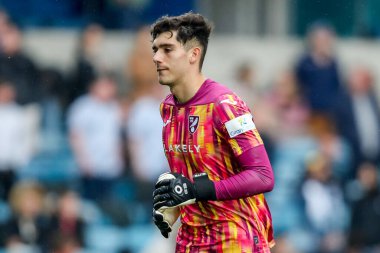 Norwich City 'den Vicente Reyes 21 Nisan 2025' te Londra 'daki The Den' de Millwall Norwich City 'e karşı oynadığı Gökyüzü İddia Şampiyonası maçında eylem halinde.