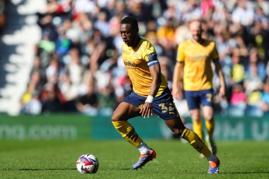 Derby County 'den Ebou Adams, 21 Nisan 2025' te İngiltere 'nin Hawthorns kentinde oynanan West Bromwich Albion - Derby County maçında maç yapıyor.