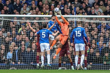 Manchester City 'den Stefan Ortega, 19 Nisan 2025' te Goodison Park, Liverpool 'da oynanan Premier League maçında Everton' a karşı Manchester City 'yi kurtardı.