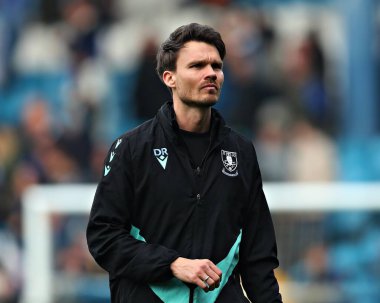 Sheffield 'in Danny Rhl Menajeri. Çarşamba günü Sheffield Çarşamba günü Hillsborough, Sheffield, İngiltere' de Middlesbrough maçından sonra 21 Nisan 2025