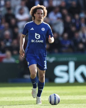 Leicester City 'nin Wout Faes' i Premier League maçında Leicester City 'nin Liverpool' a karşı King Power Stadyumu, Leicester, İngiltere 'de 20 Nisan 2025