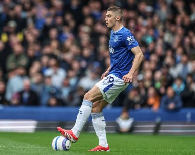 Everton 'dan Vitaliy Mykolenko Premier League maçında Everton, Manchester City' ye karşı Goodison Park, Liverpool, Birleşik Krallık, 19 Nisan 2025