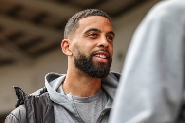 Blackpool takımından CJ Hamilton, 21 Nisan 2025 'te Bloomfield Road, Blackpool, İngiltere' de oynanan Blackpool-Wrexham maçında sahaya çıktı.
