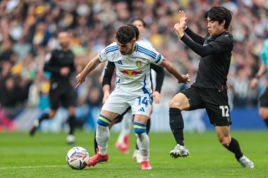 Leeds United 'dan Malikane Solomon, Leeds Road, Leeds, İngiltere' de Leeds United - Stoke City maçında 21 Nisan 2025 'te maç yapıyor.