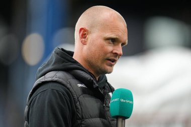 Bristol City takımının teknik direktörü Liam Manning, 21 Nisan 2025 'te Luton Town - Bristol City maçı sonrasında Kenilworth Road, Luton, İngiltere