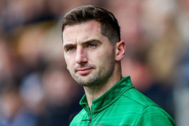 Norwich City 'den Kenny McLean 21 Nisan 2025' te Londra 'daki The Den' de Millwall Norwich City maçından önce tünelden çıkıyor.