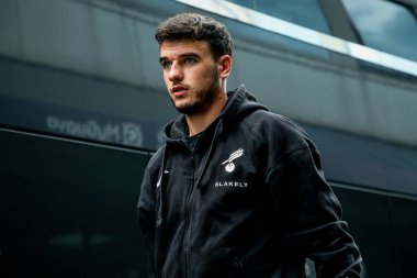 Norwich City 'den Liam Gibbs, 21 Nisan 2025' te Londra 'nın The Den şehrinde oynanan Sky Bet Şampiyonası maçından önce The Den' e vardı.