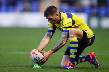 Warrington Wolves 'tan Marc Sneyd, Betfred Süper Lig 9. Maçı sırasında Warrington Wolves St. Helens' e karşı Halliwell Jones Stadyumu, Warrington, Birleşik Krallık, 24 Nisan 2025