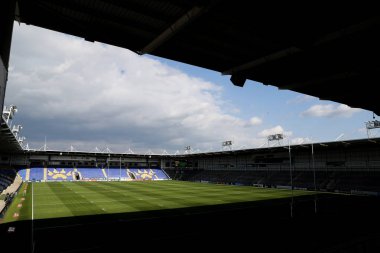 Warrington Wolves 'un evindeki Halliwell Jones Stadyumu' nun genel görünümü, 9. Betfred Süper Ligi karşılaşması öncesinde Warrington Wolves St. Helens 'e karşı Halliwell Jones Stadyumu, Warrington, Birleşik Krallık, 24 Nisan 2025