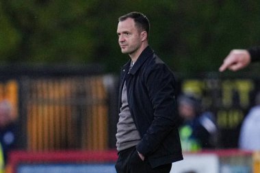 Chris Davies, Birmingham City 'nin teknik direktörü. 24 Nisan 2025' te İngiltere 'nin Lamex Stadyumu' nda Stevenage-Birmingham City maçında.