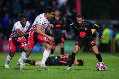 Birmingham City 'den Keshi Anderson, Stevenage - Birmingham City maçında Stevenage maçı sırasında Stevenage' i Stevenage Stevenage, İngiltere 'de 24 Nisan 2025' de durdurdu.
