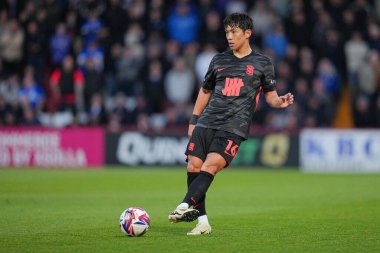 Birmingham City 'den Lee Myung-Jae 24 Nisan 2025' te İngiltere 'nin Stevenage-Birmingham City stadyumunda oynanan Sky Bet 1 karşılaşmasında ileri pas attı.