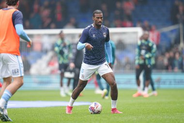 Coventry City 'den Hacı Wright Gökyüzü İddia Şampiyonası öncesinde Luton Town, Coventry City' ye karşı Kenilworth Road, Luton, Birleşik Krallık, 26 Nisan 2025