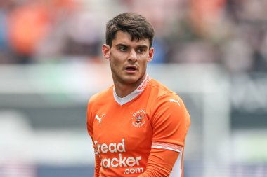 Blackpool 'dan Rob Apter, Wigan Athletic' e karşı Blackpool maçı sırasında Wigan Community Stadyumu, Wigan, Birleşik Krallık, 26 Nisan 2025