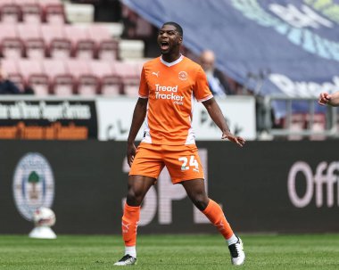 Blackpool 'dan Odel Offiah takımına, 26 Nisan 2025' te İngiltere 'nin Wigan kentindeki Brick Community Stadyumu' nda oynanan Gökyüzü İddia Ligi 1 karşılaşmasında Wigan Athletic 'e karşı Blackpool maçında talimat verdi.