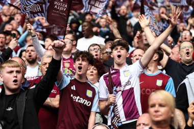 Aston Villa taraftarları, 26 Nisan 2025 tarihinde İngiltere 'nin Wembley Stadyumu' nda oynanan ve Aston Villa ile oynanan FA Cup yarı final maçı öncesinde Crystal Palace ile Aston Villa karşılaşacak.