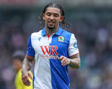 Blackburn Rovers takımından Tyrhys Dolan, Blackburn Rovers maçında Blackburn Rovers 'a karşı, Ewood Park, Blackburn, Birleşik Krallık' ta, 26 Nisan 2025