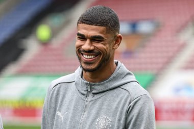 Blackpool takımından Ashley Fletcher, 26 Nisan 2025 'te Wigan Athletic' in Blackpool 'a karşı oynadığı The Brick Community Stadyumu' nda oynanan Gökyüzü İddia Ligi 1 karşılaşmasında geldi.