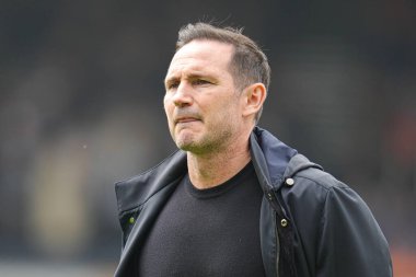 Coventry City 'nin teknik direktörü Frank Lampard Gök İddia Şampiyonası maçında Luton Town, Coventry City' ye karşı Kenilworth Road, Luton, Birleşik Krallık, 26 Nisan 2025
