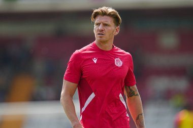 Stevenage takımından Carl Piergianni 27 Nisan 2025 'te Stevenage-Rotherham United maçında Lamex Stevenage Stevenage, İngiltere' de karşılaşacak.