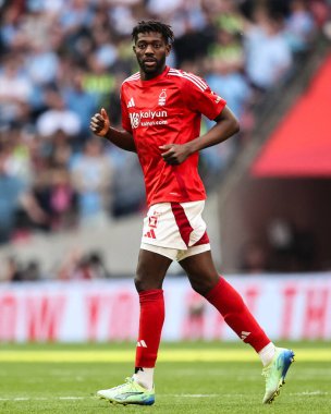 Nottingham Ormanı 'ndan İbrahim Sangar, Birleşik Krallık' ın Wembley Stadyumu 'nda Nottingham Forest ile Manchester City arasında oynanan yarıfinal maçı sırasında, 26 Nisan 2025