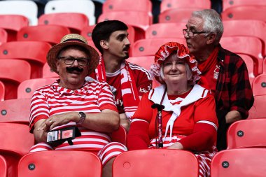 Nottingham Forest taraftarları Emirates FA Cup yarı final maçı öncesinde Nottingham Forest Manchester City 'ye karşı Wembley Stadyumu, Londra, 26 Nisan 2025