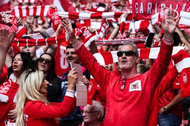 Nottingham Forest taraftarları Emirates FA Cup yarı final maçı öncesinde Nottingham Forest Manchester City 'ye karşı Wembley Stadyumu, Londra, 26 Nisan 2025