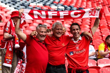Nottingham Forest taraftarları Emirates FA Cup yarı final maçı öncesinde Nottingham Forest Manchester City 'ye karşı Wembley Stadyumu, Londra, 26 Nisan 2025