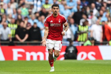 Nottingham Ormanı 'ndan Morgan Gibbs-White, Birleşik Krallık' ın Wembley Stadyumu 'nda Nottingham Forest' a karşı oynadığı yarıfinal maçı sırasında, 26 Nisan 2025