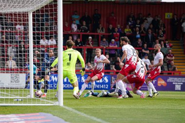 Sam Nombe, 27 Nisan 2025 'te İngiltere' de Lamex Stevenage Stevenage 'de Stevenage-Rotherham United maçında Rotherham United' a karşı oynadığı Sky Bet 1 maçında Rotherham United 'ın golünü attı.