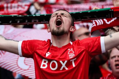 Nottingham Forest taraftarları Emirates FA Cup yarı final maçı öncesinde Nottingham Forest Manchester City 'ye karşı Wembley Stadyumu, Londra, 26 Nisan 2025