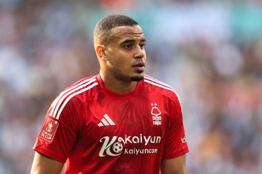 Nottingham Ormanı 'ndan Murillo Birleşik Krallık' ın Wembley Stadyumu 'nda Nottingham Forest ile Manchester City arasında oynanan yarıfinal maçı sırasında 26 Nisan 2025 tarihinde oynanmıştır.