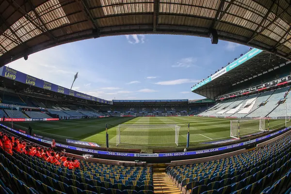 Elland Road 'un Gök Bahis Şampiyonası' ndaki genel görüntüsü Leeds United 'a karşı Bristol City, Elland Road, Leeds, Birleşik Krallık' ta 28 Nisan 2025