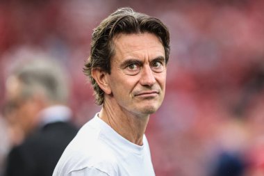 İngiltere 'nin Nottingham City Ground, Nottingham şehrinde oynanan Premier League maçında Thomas Frank' in menajeri Nottingham Forest, Brentford 'a karşı.