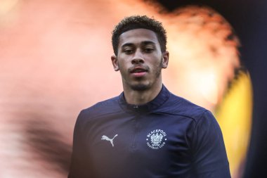 Blackpool 'dan Jordan Lawrence-Gabriel, 30 Nisan 2025' te Blackpool, İngiltere 'deki Bloomfield Road' da oynanan Blackpool-Birmingham maçı sırasında oynanan maç öncesi ısınma maçında...