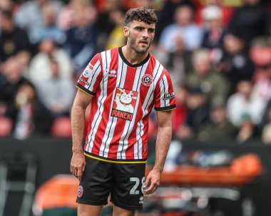 Sheffield United takımından Thomas Cannon 3 Mayıs 2025 'te Bramall Lane, Sheffield, İngiltere' de Sheffield United ve Blackburn Rovers maçında