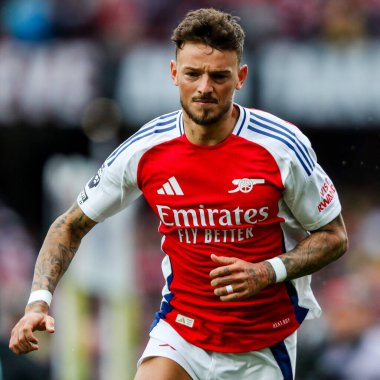 Arsenal 'den Ben White, 3 Mayıs 2025' te Birleşik Krallık 'taki Emirates Stadyumu' nda oynanan Premier League maçında Arsenal ve Bournemouth karşı karşıya geldi.