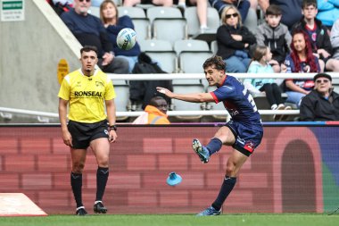 Hull KR 'dan Arthur Mourgue, Betfred Magic Weekend 2025 maçında 3 Mayıs 2025' te St. James 's Park, Newcastle' da Hull KR ve Salford Red Devils maçında gol attı.